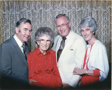 Peter, mother, Ken and twin sister Rita